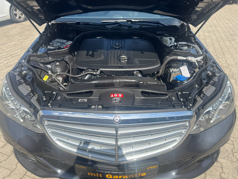 Mercedes-Benz E 220 E 220 BlueTec (212.001) — photo 9