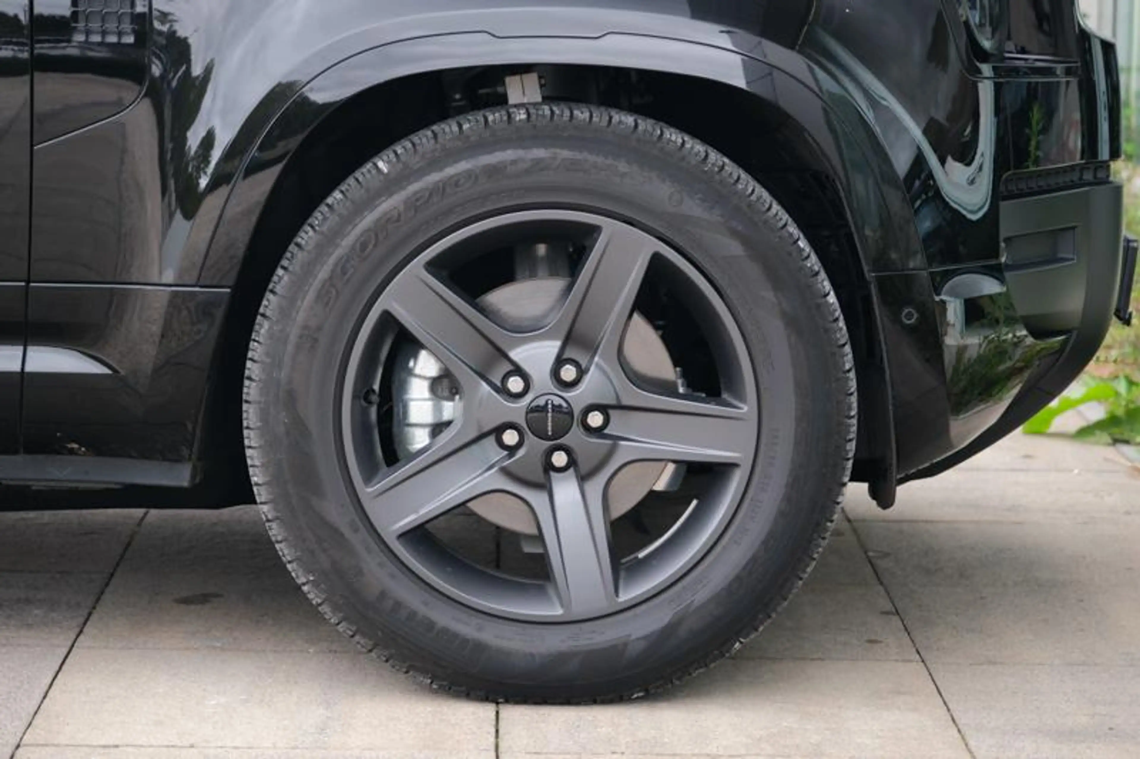 Land Rover Defender 110 D250 X-Dynamic SE | TERRAIN RESPONSE | TOWB | — photo 4