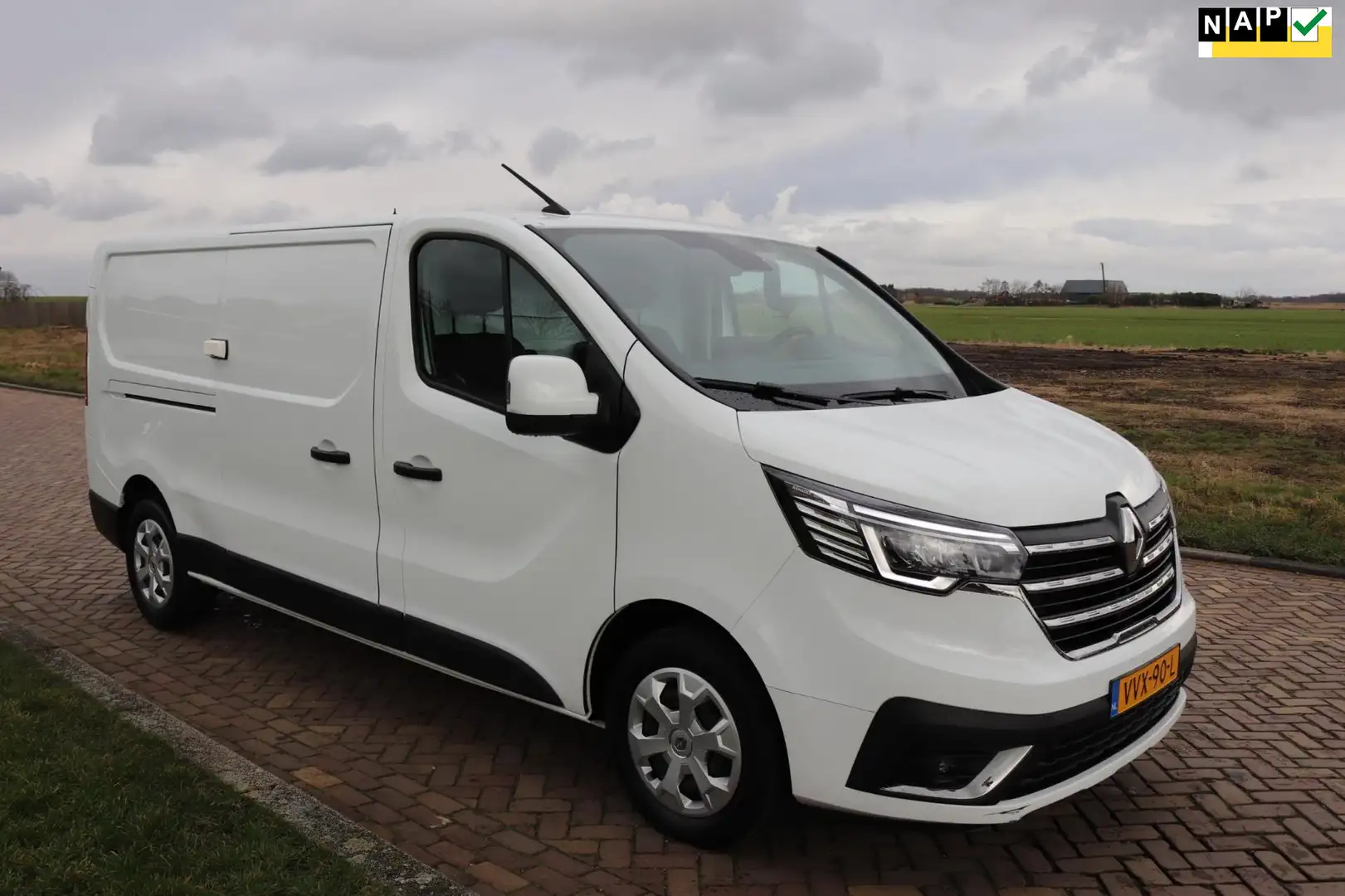 Renault Trafic 2.0 dCi 130 T30 L2H1 Work Edit. L2H1 *LED* 2023 NI Wit - 1