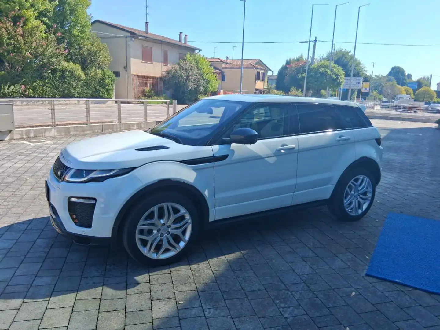 Land Rover Range Rover Evoque 2.0 TD4 180 CV 5p. HSE Dynamic Blanc - 1