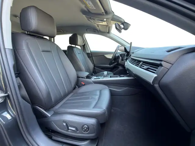 Audi A4 view 13