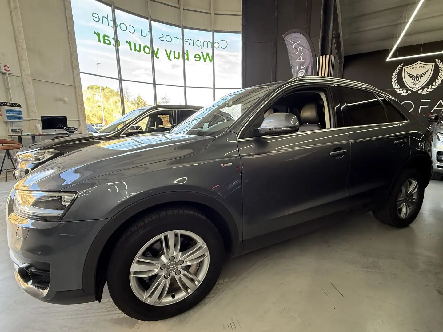 Audi Q3 2.0TDI Ambition quattro S-Tronic 177 Gris - 2