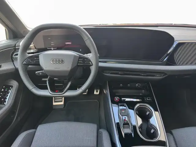 Audi A6 view 5