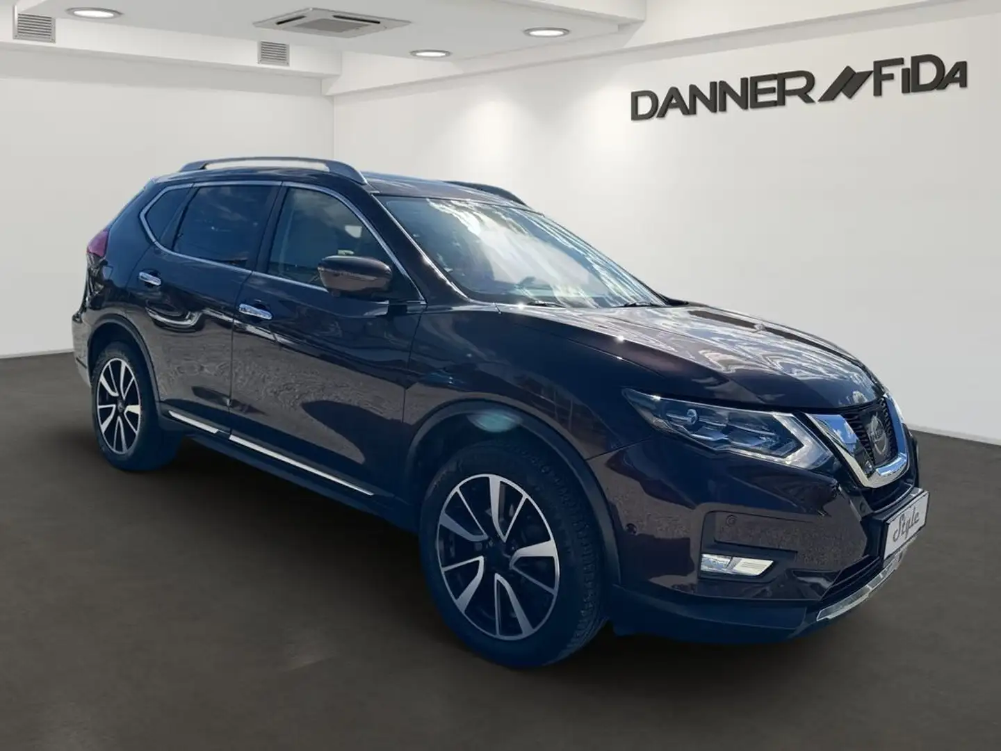 Nissan X-Trail Tekna 4x4*SOFORT VERFÜGBAR* Braun - 2