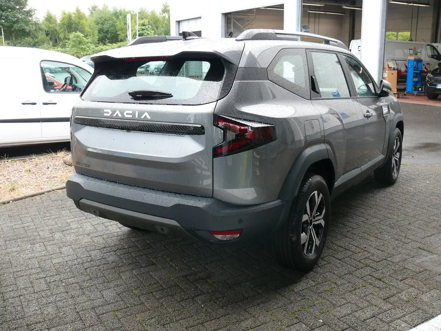 Dacia Bigster TCe 140,Klima,PDC,Kam,Sitzh,Car-Play Grau - 2