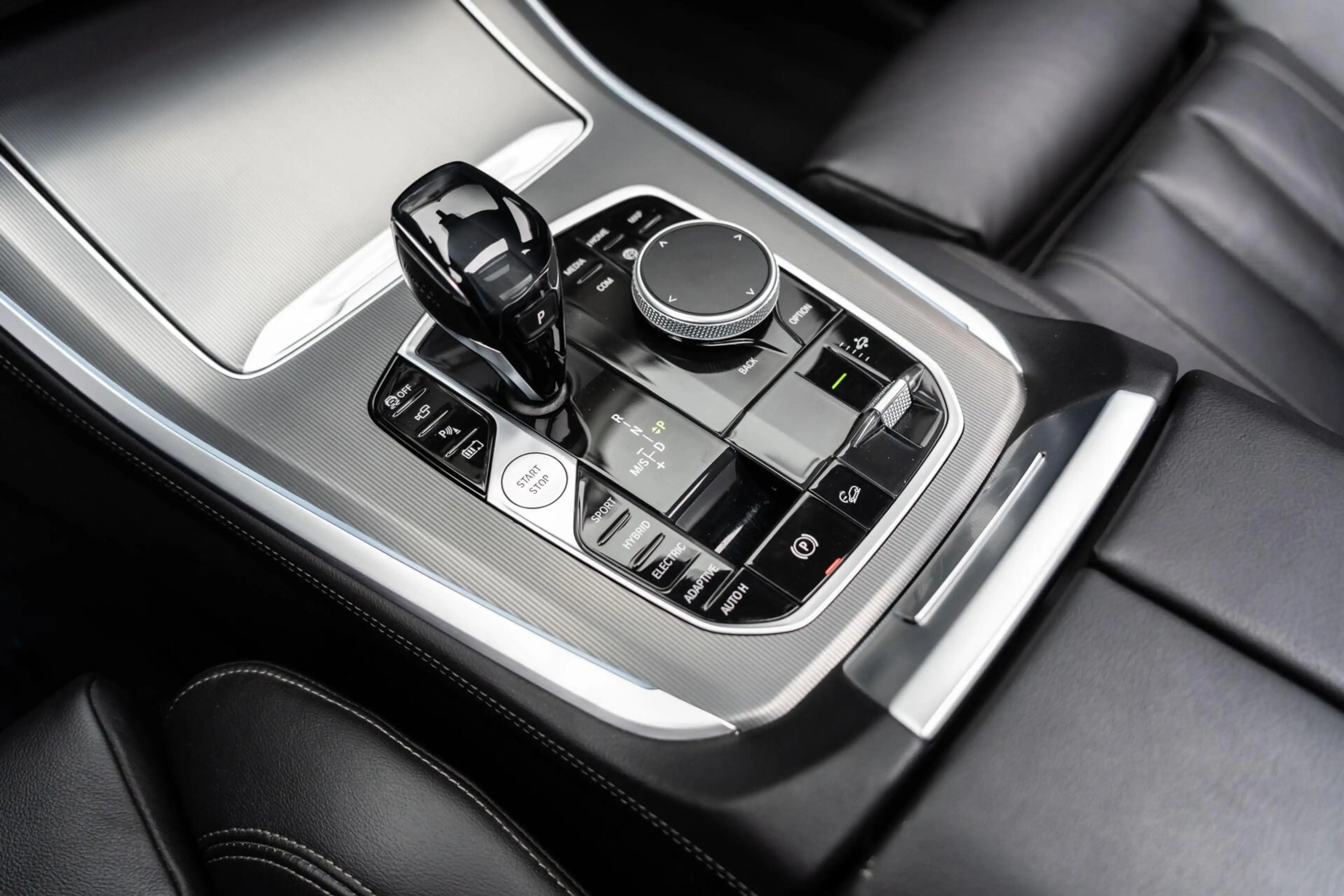 BMW X5 xDrive45e High Exec M H&K Skylounch Pano 360 Trekh — photo 48