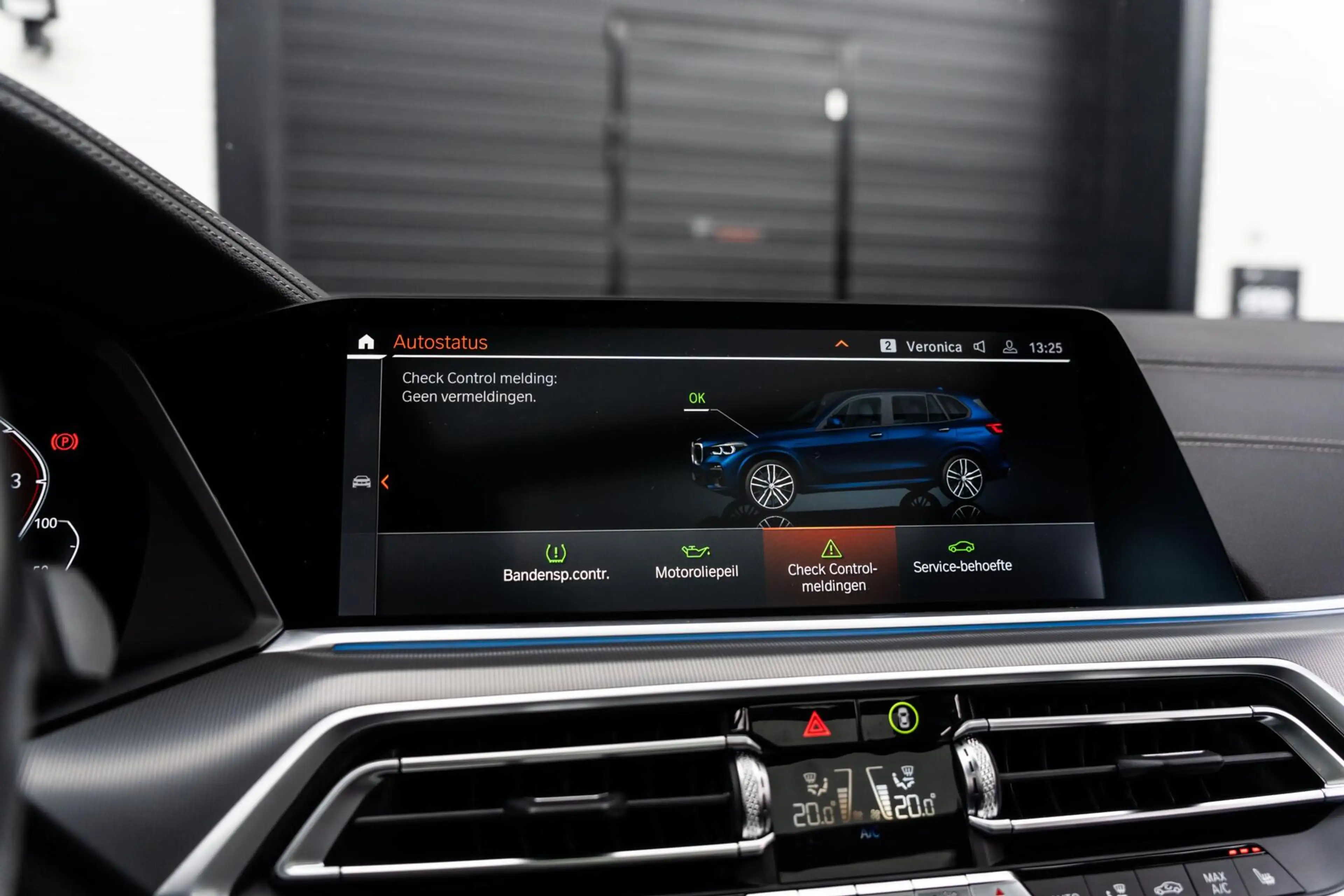 BMW X5 xDrive45e High Exec M H&K Skylounch Pano 360 Trekh — photo 37