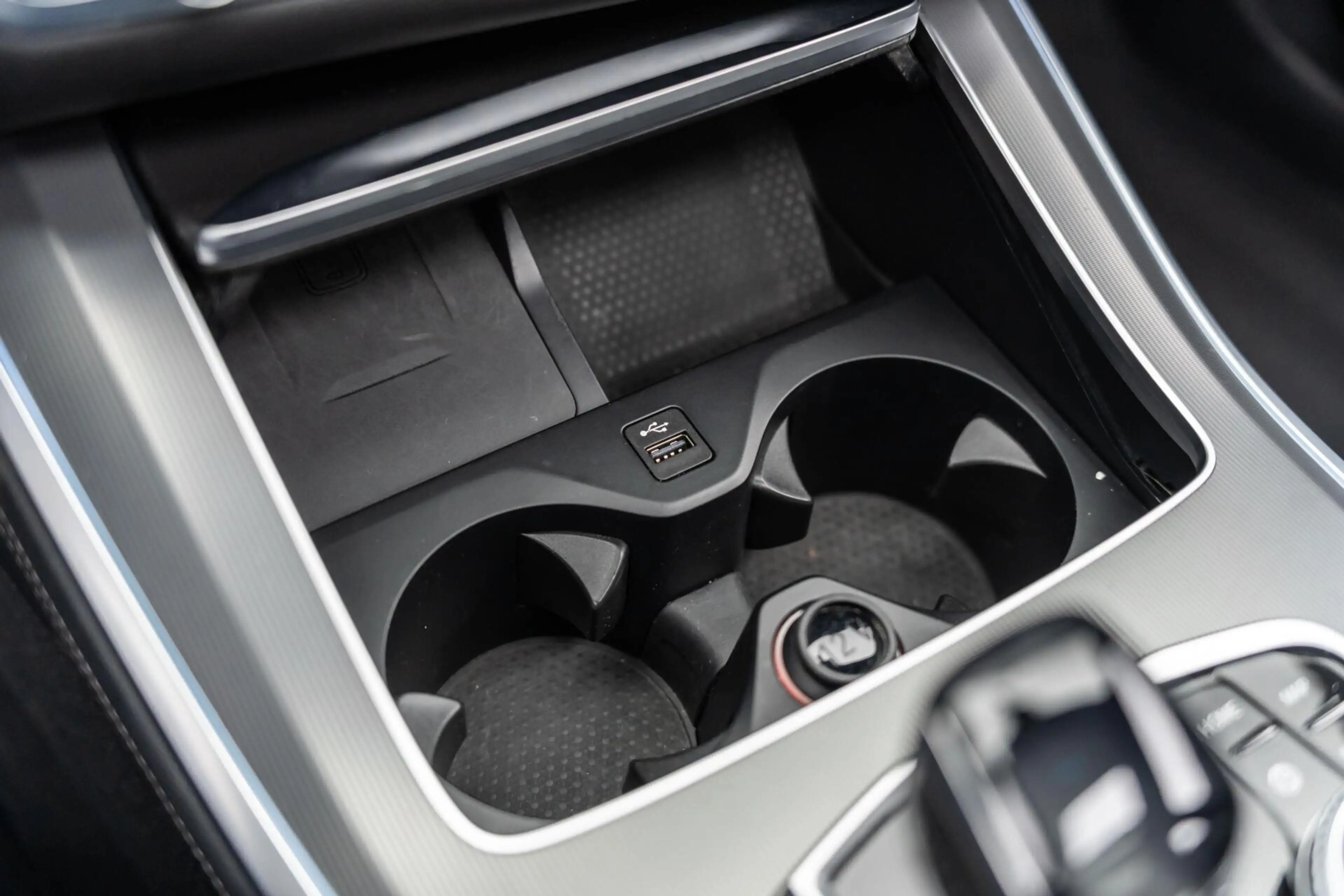 BMW X5 xDrive45e High Exec M H&K Skylounch Pano 360 Trekh — photo 42