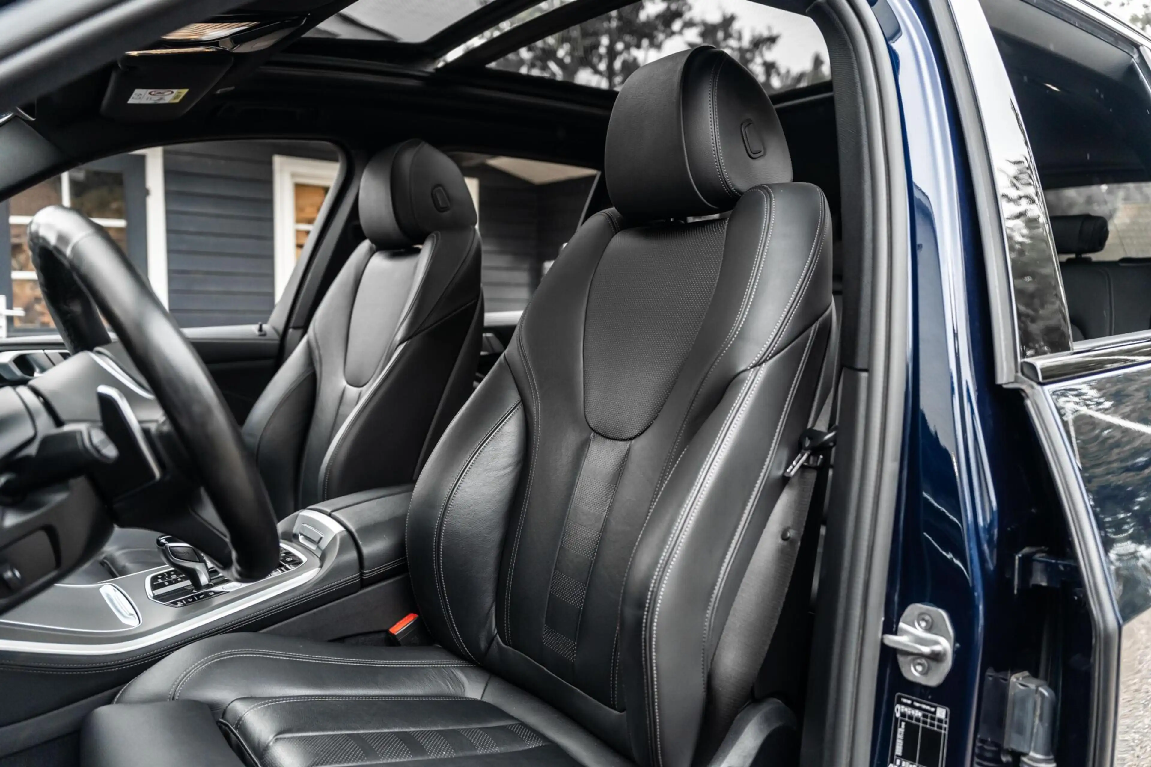 BMW X5 xDrive45e High Exec M H&K Skylounch Pano 360 Trekh — photo 19