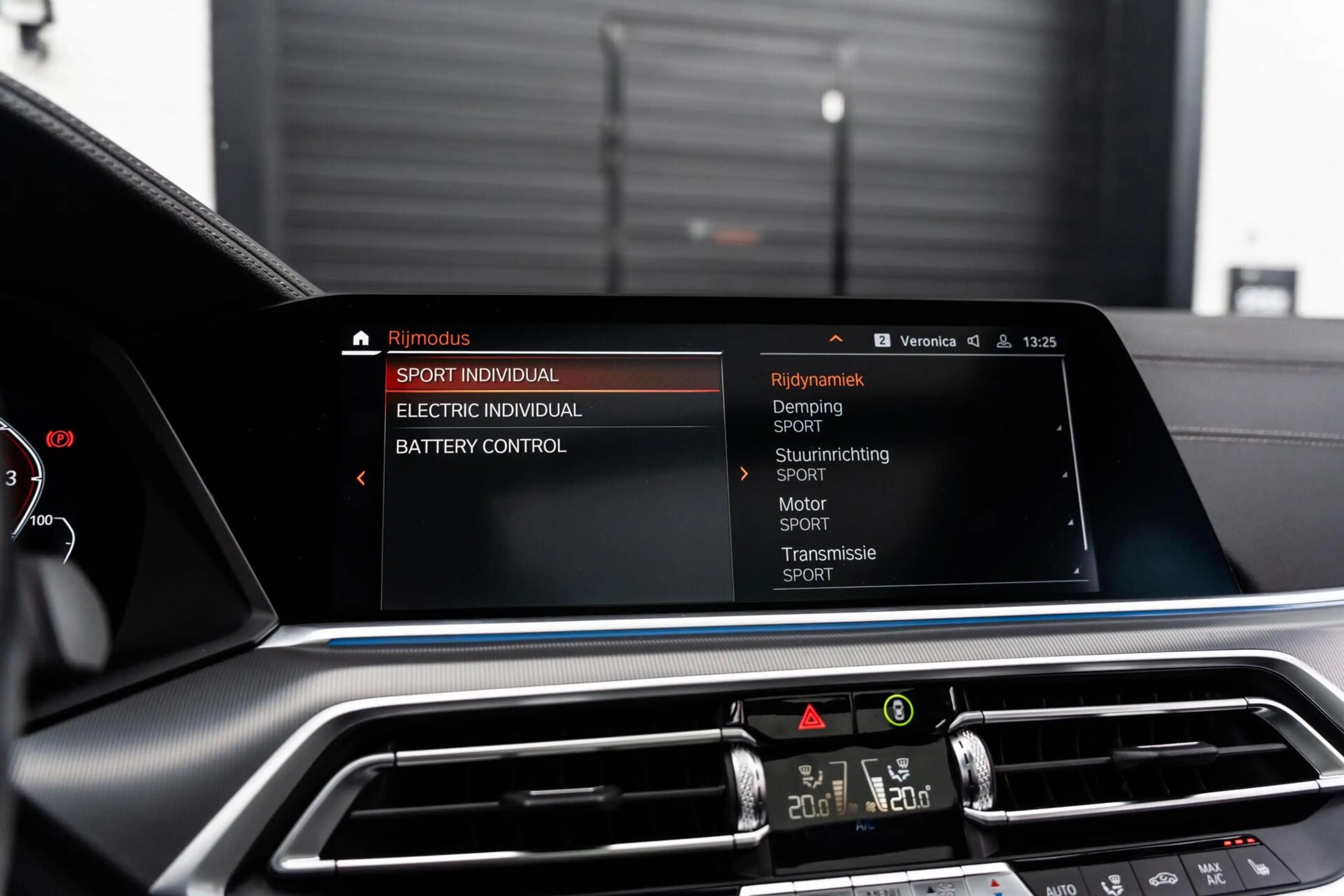 BMW X5 xDrive45e High Exec M H&K Skylounch Pano 360 Trekh — photo 35