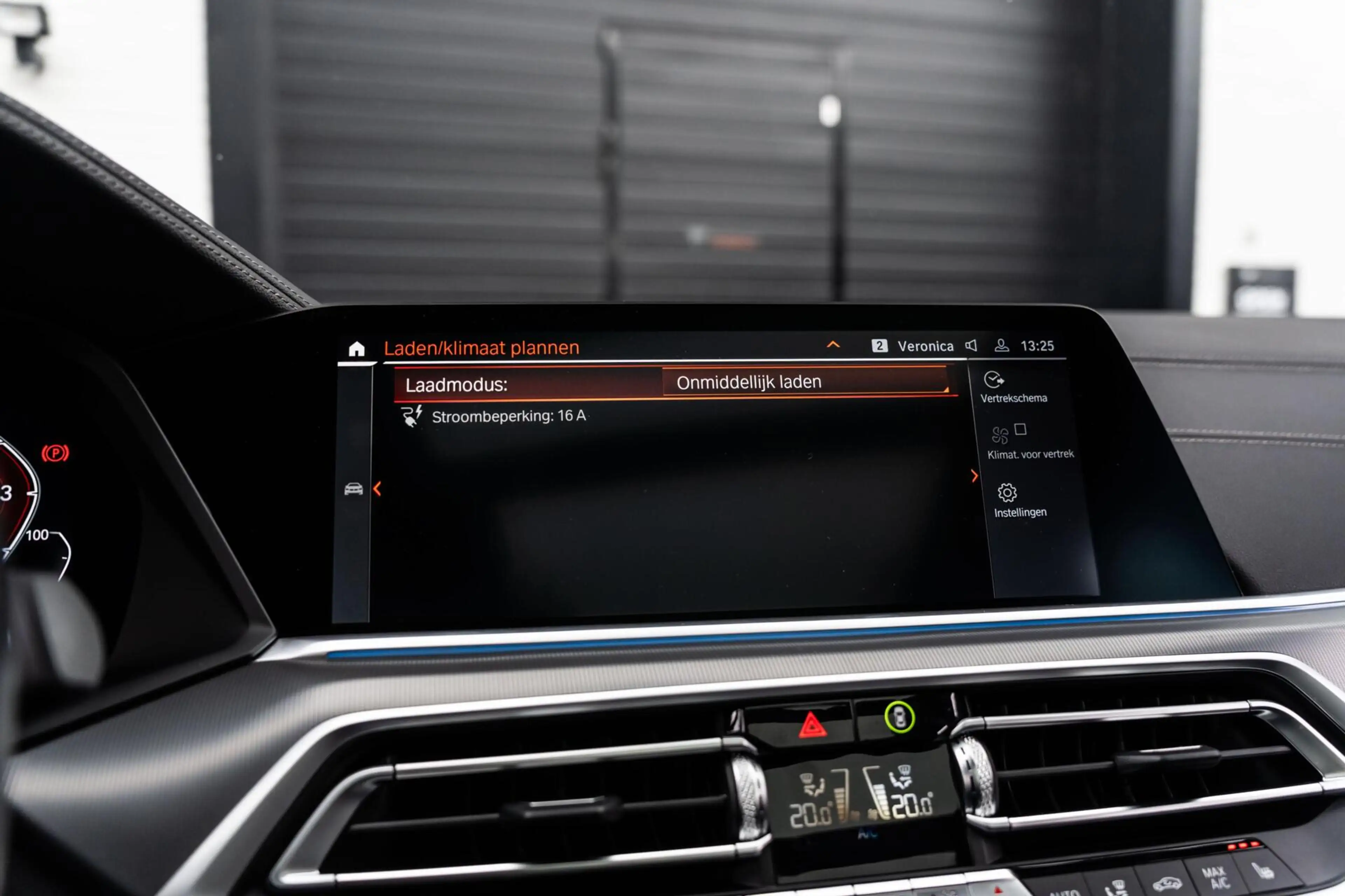 BMW X5 xDrive45e High Exec M H&K Skylounch Pano 360 Trekh — photo 36