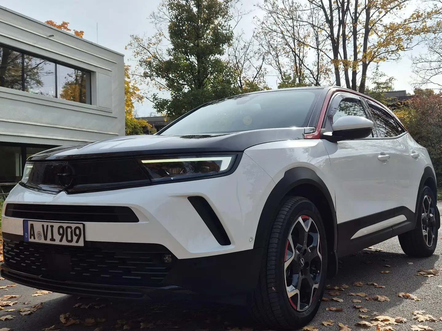 Opel Mokka Mokka 1.2 Turbo Automatik GS Line Weiß - 2