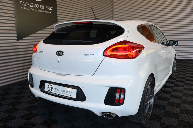 Kia ProCeed / pro_cee'd ProCeed GT/RÜCKFAHRKAMERA/PDC/BI-XENON — photo 8