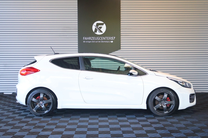 Kia ProCeed / pro_cee'd ProCeed GT/RÜCKFAHRKAMERA/PDC/BI-XENON — photo 6