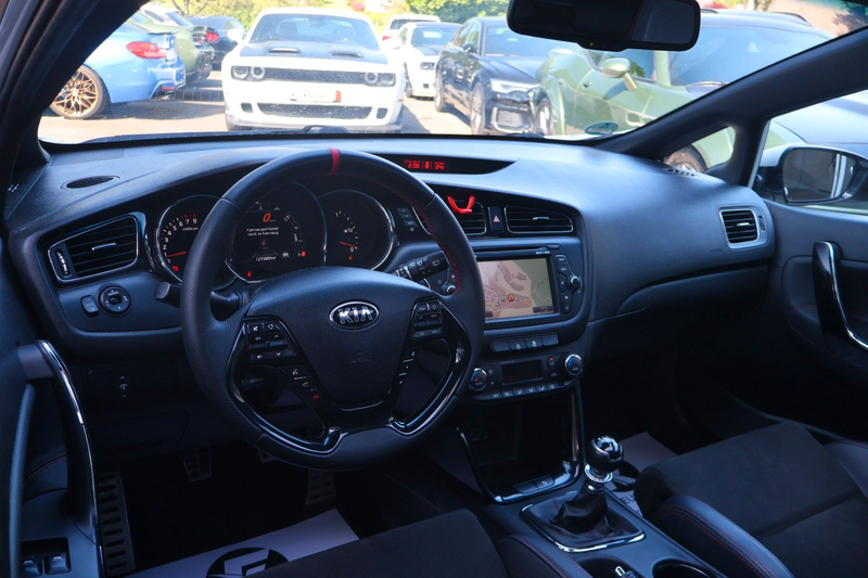 Kia ProCeed / pro_cee'd ProCeed GT/RÜCKFAHRKAMERA/PDC/BI-XENON — photo 12
