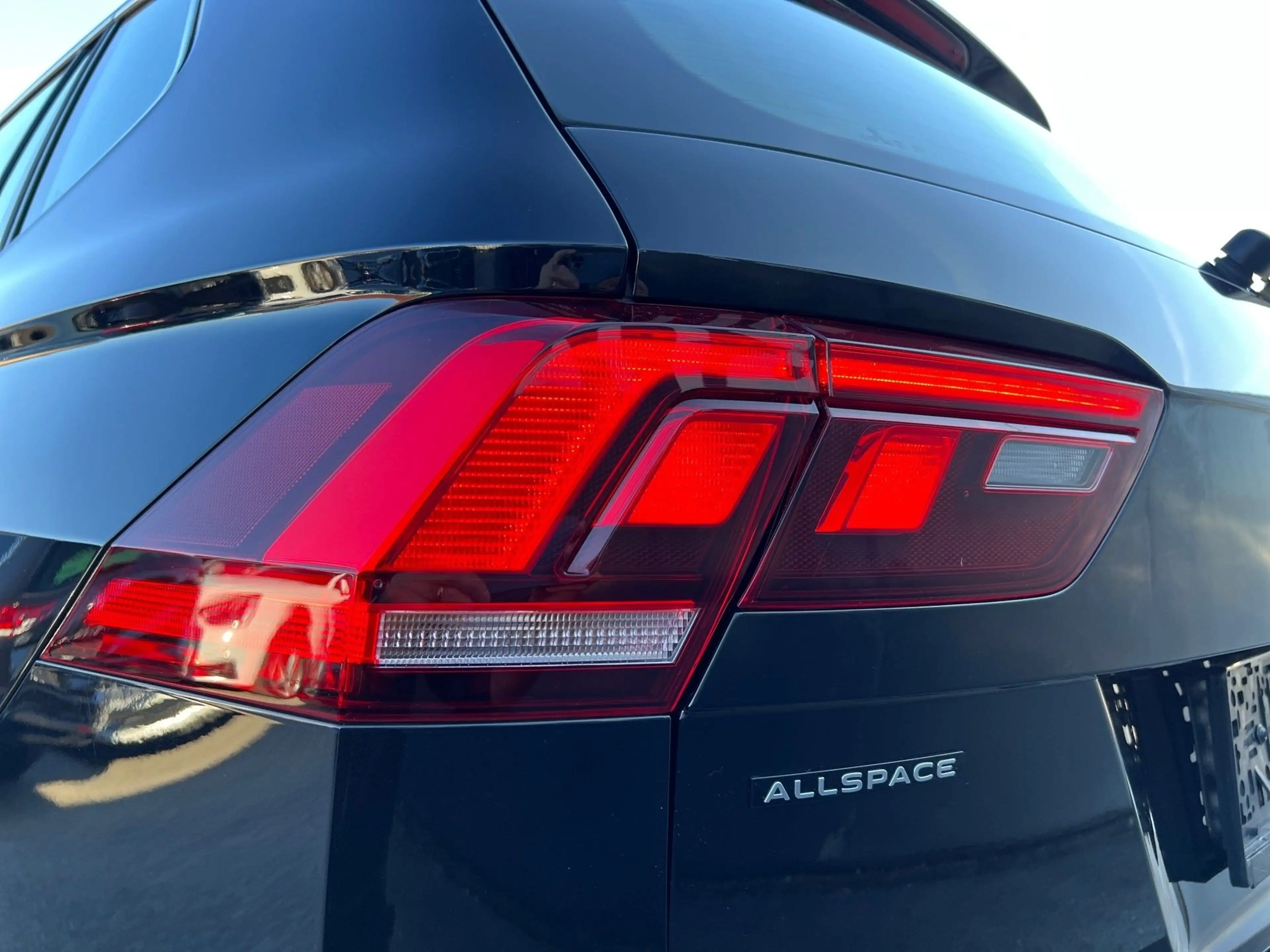 Volkswagen Tiguan Allspace 1,5 TSI ACT DSG Life| 7 Sitzer — photo 39