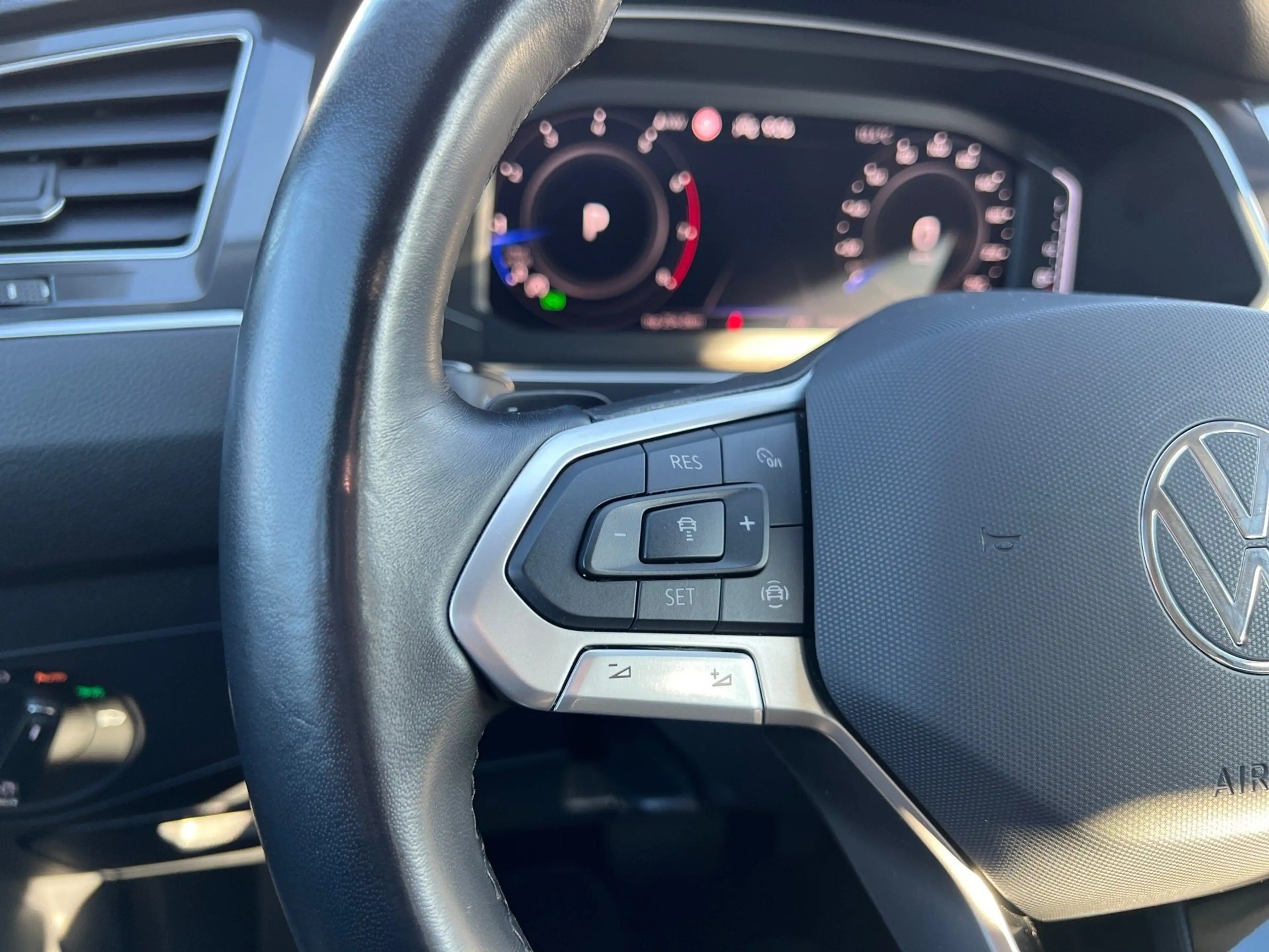 Volkswagen Tiguan Allspace 1,5 TSI ACT DSG Life| 7 Sitzer — photo 41