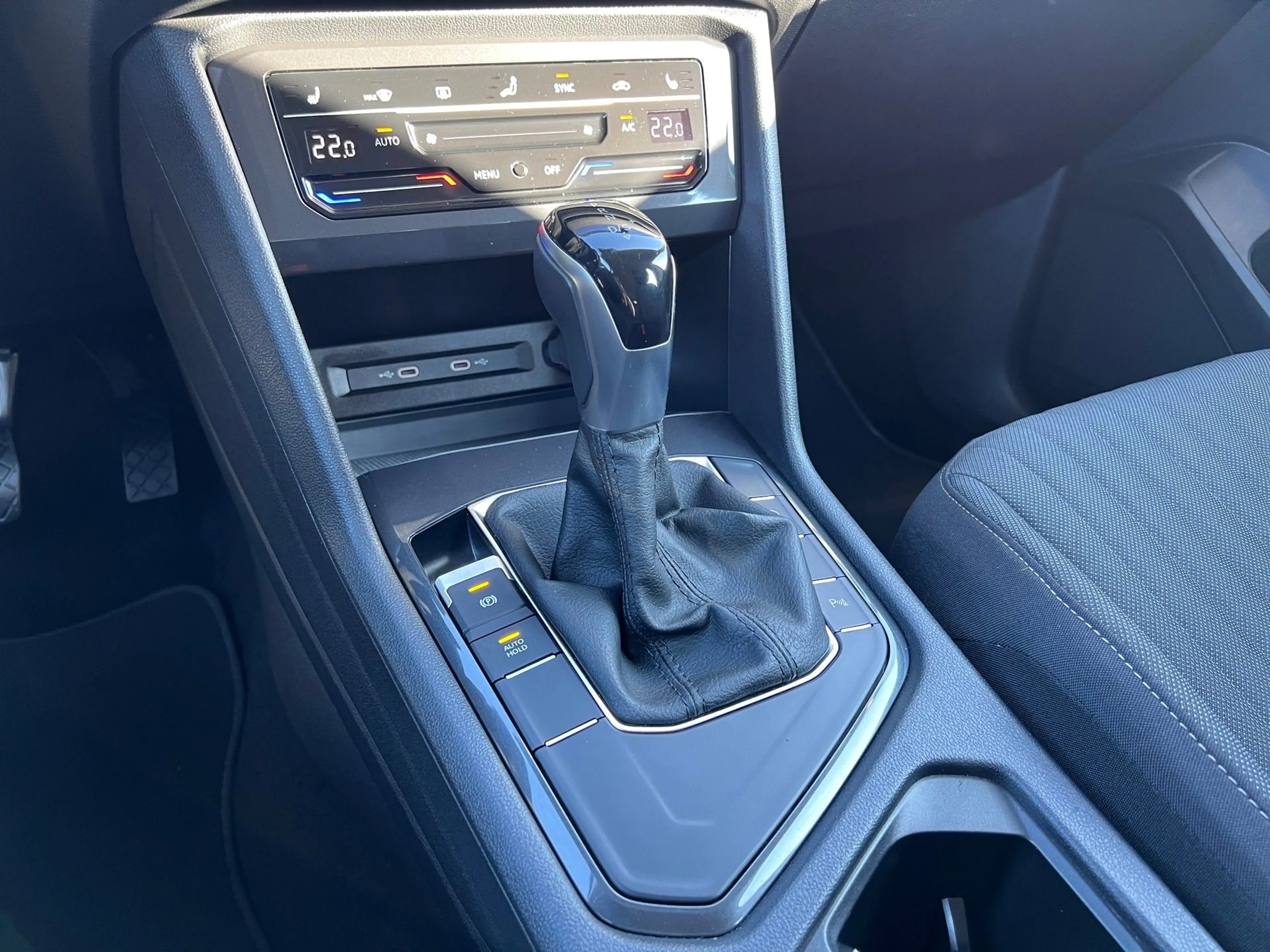 Volkswagen Tiguan Allspace 1,5 TSI ACT DSG Life| 7 Sitzer — photo 29