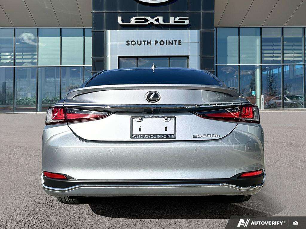 2025 Lexus ES 300h Premium Hybrid — снимка 5