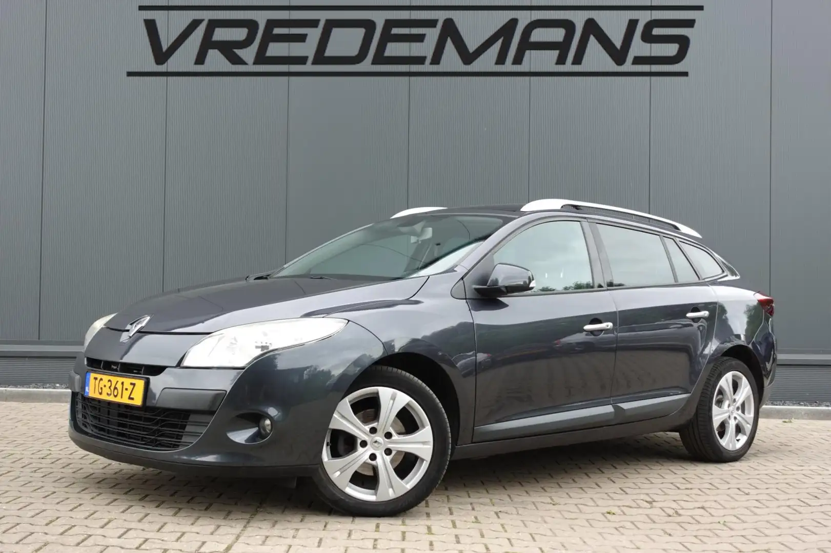 Renault Megane Estate 1.4 TCe Dynamique Zwart - 1