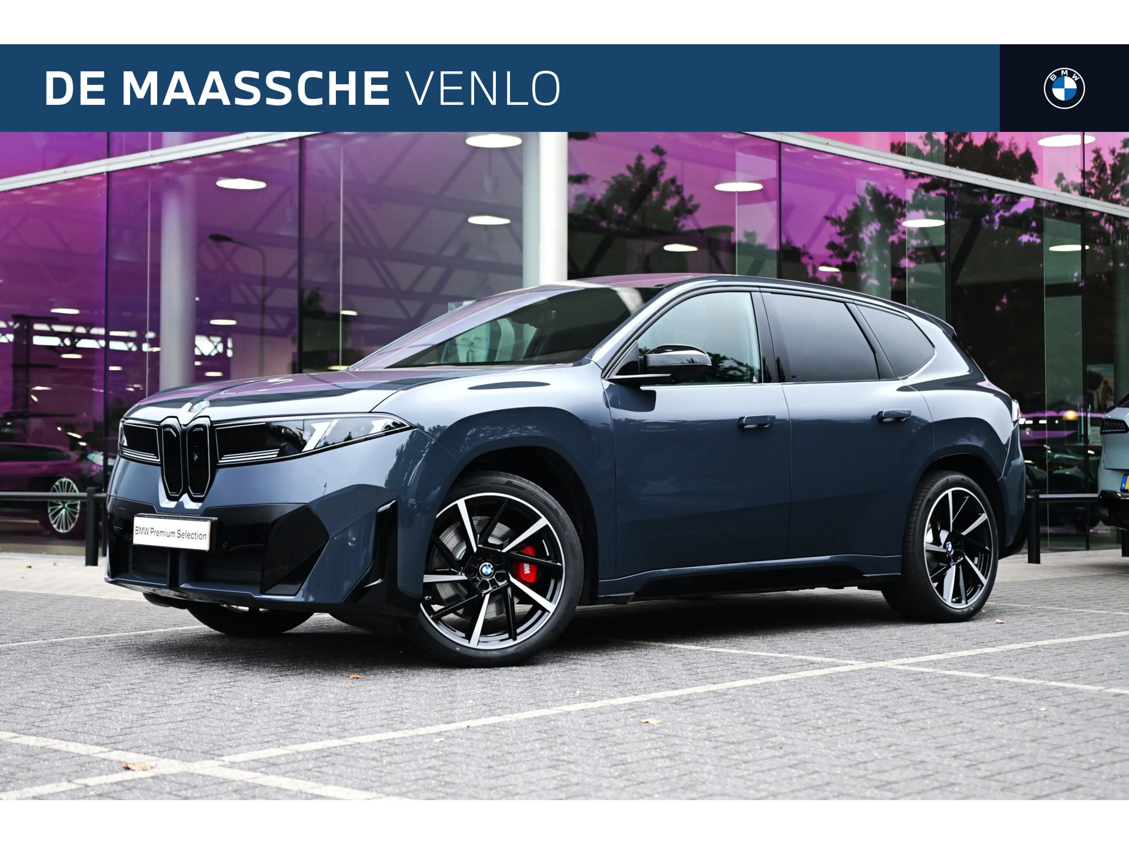 BMW iX3 40 eDrive M Sport / Trekhaak / Panoramadak / M Spo
