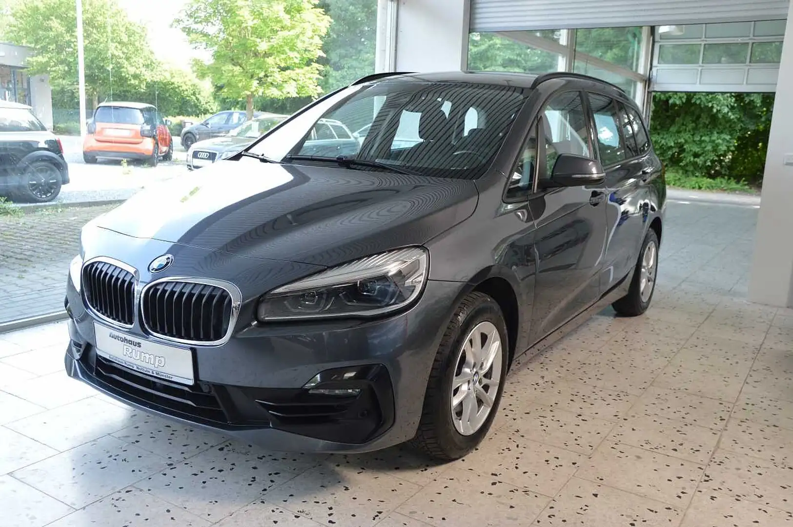 BMW 218 i Gran Tourer 7 Sitze Gris - 2