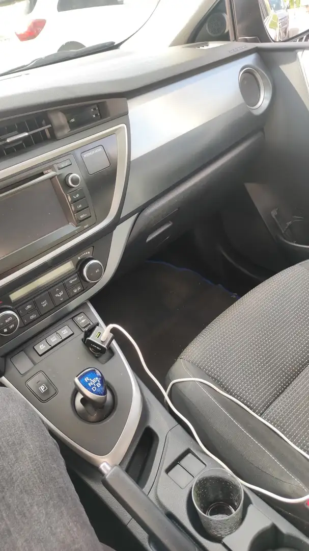 Toyota Auris Touring Sports Hybride 136h Style - 2