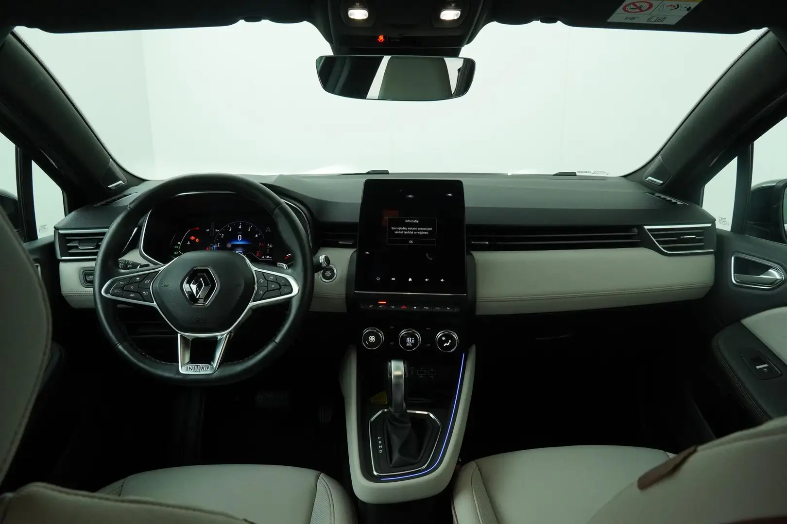 Renault Clio 1.3 130pk TCe Initiale Paris Automaat | Navigatie Noir - 2