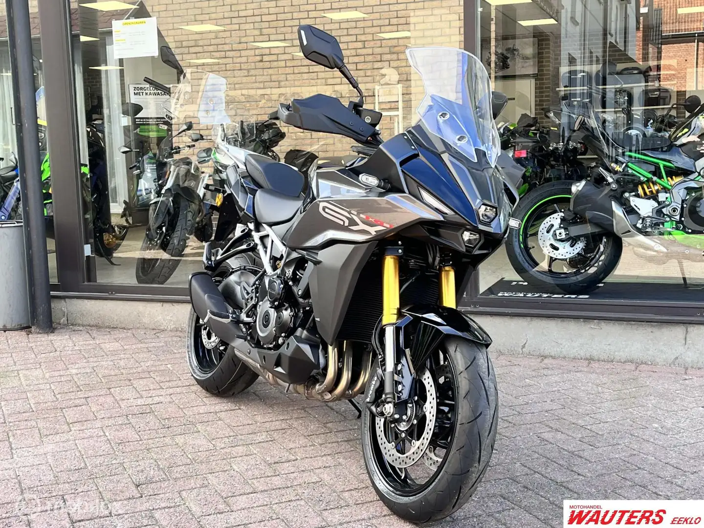 Suzuki GSX-S 1000GX PROMOTIE - 2