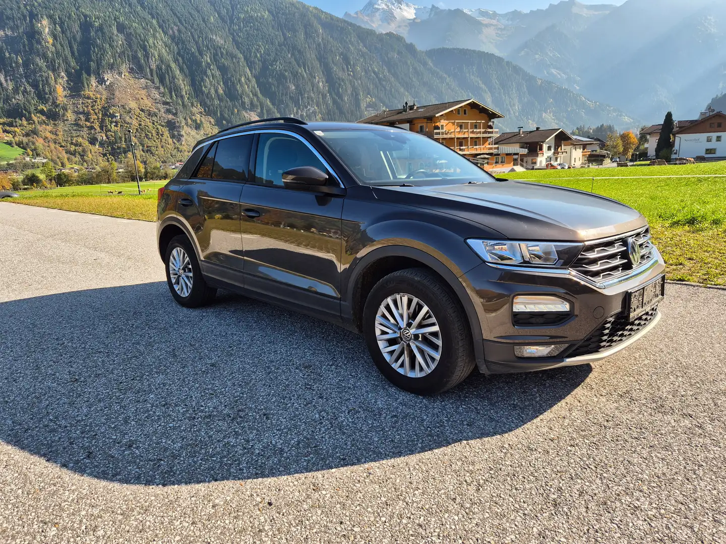 Volkswagen T-Roc T-Roc 2,0 TDI SCR 4Motion Design DSG Design Bronze - 2