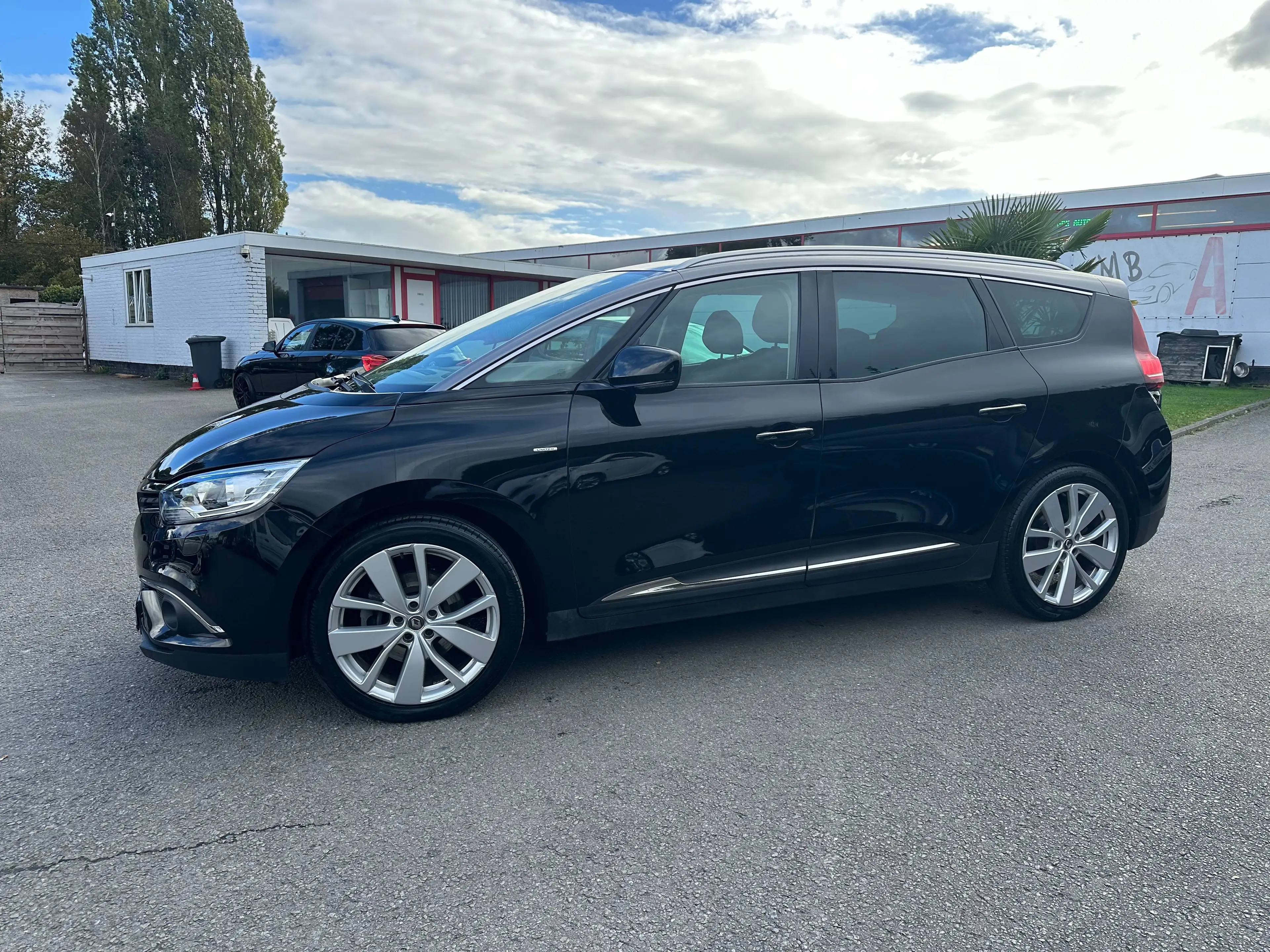 Renault Grand Scenic Grand Scénic 1.33 TCe Limited EDC Automat. 7Pl. Carplay — photo 3