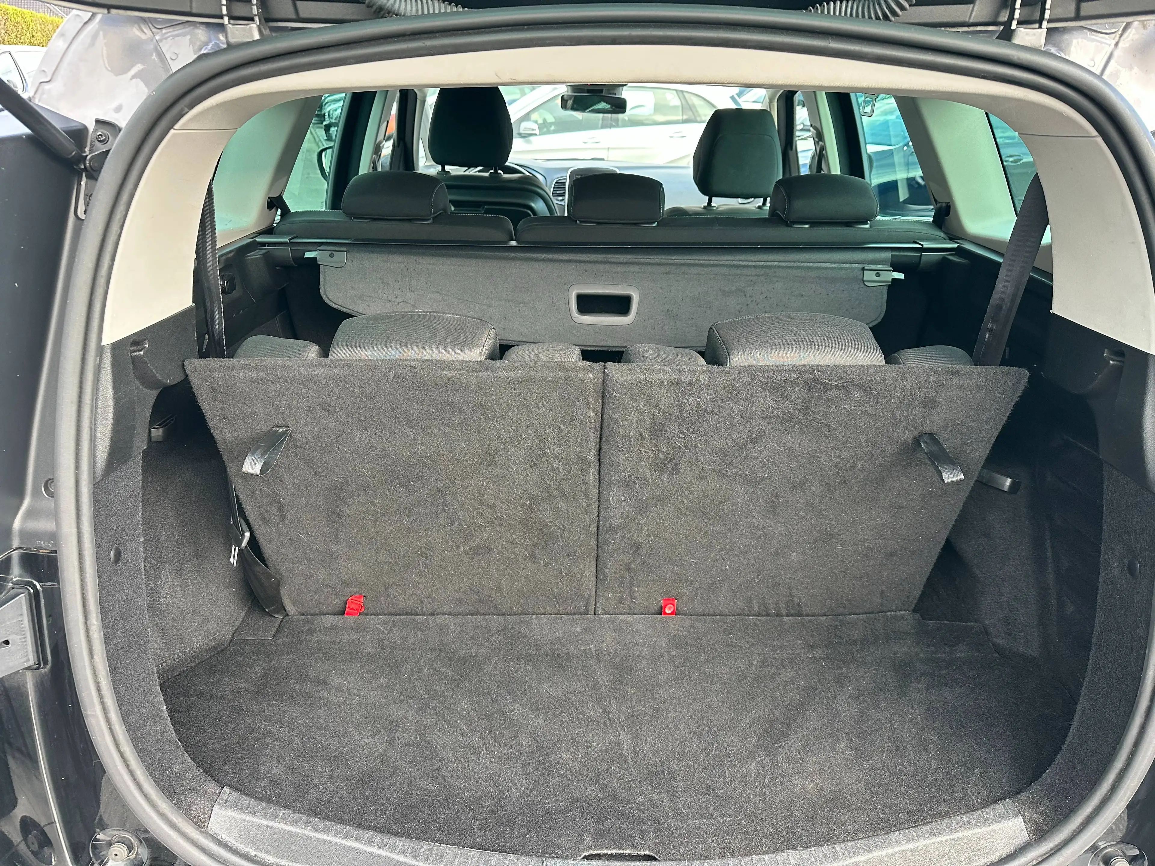 Renault Grand Scenic Grand Scénic 1.33 TCe Limited EDC Automat. 7Pl. Carplay — photo 7
