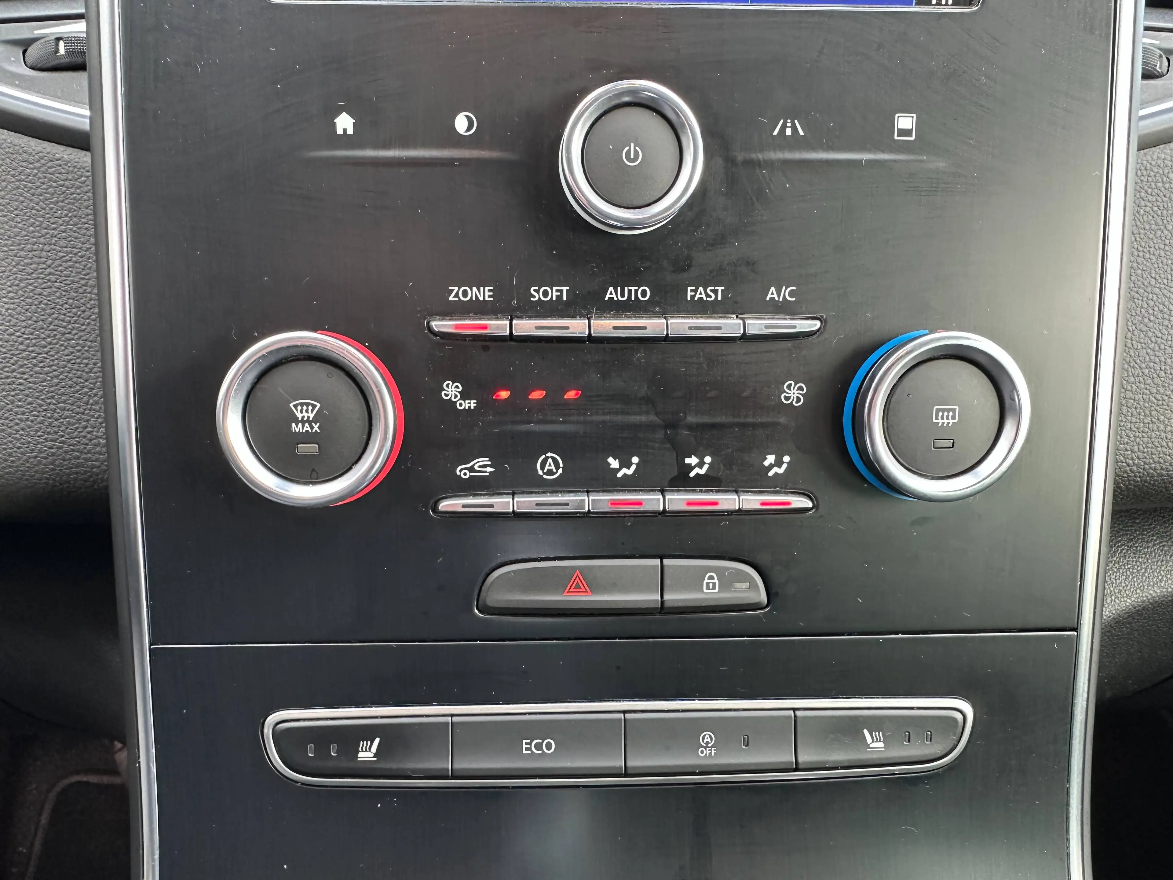 Renault Grand Scenic Grand Scénic 1.33 TCe Limited EDC Automat. 7Pl. Carplay — photo 14