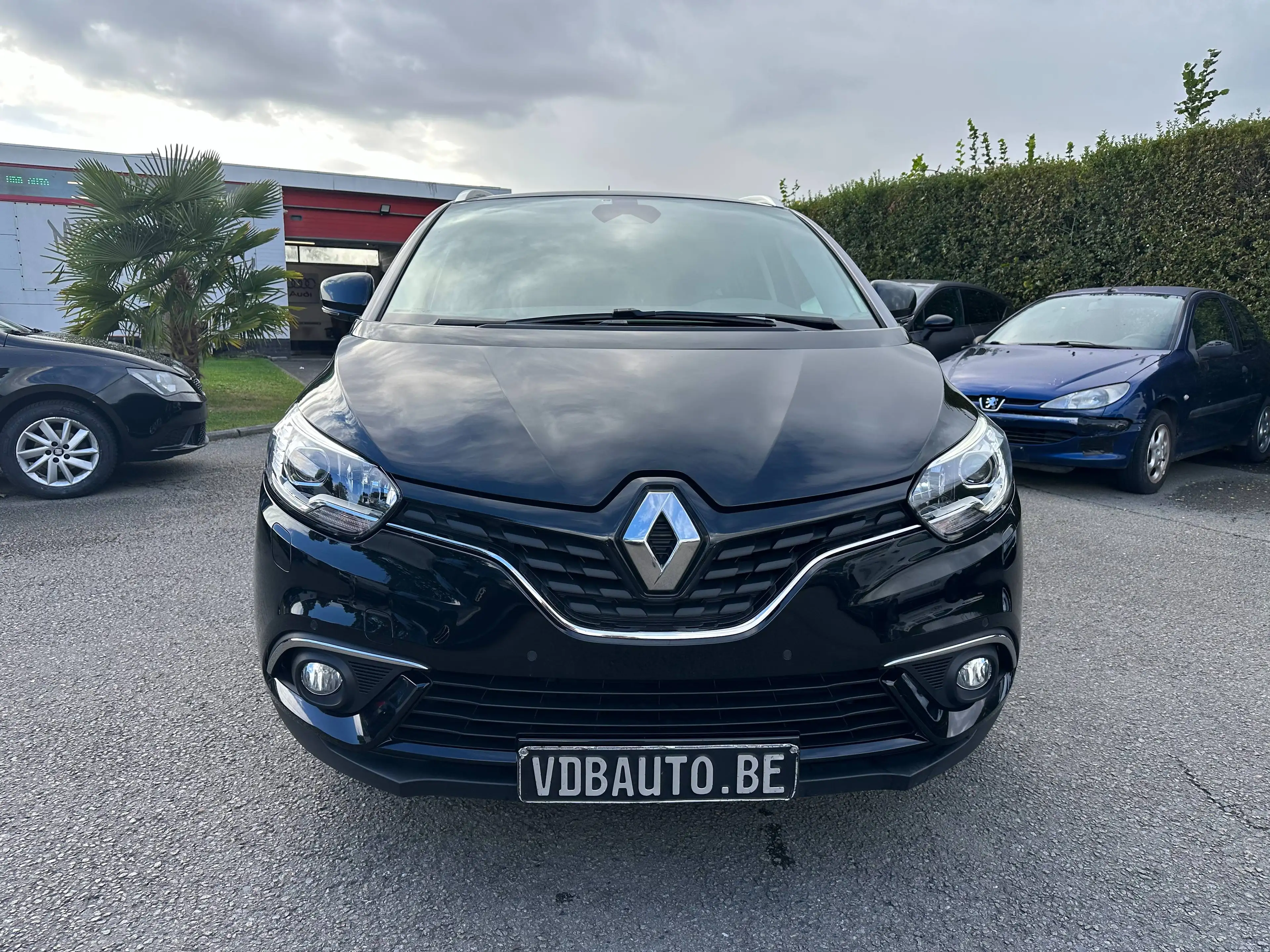 Renault Grand Scenic Grand Scénic 1.33 TCe Limited EDC Automat. 7Pl. Carplay — photo 2