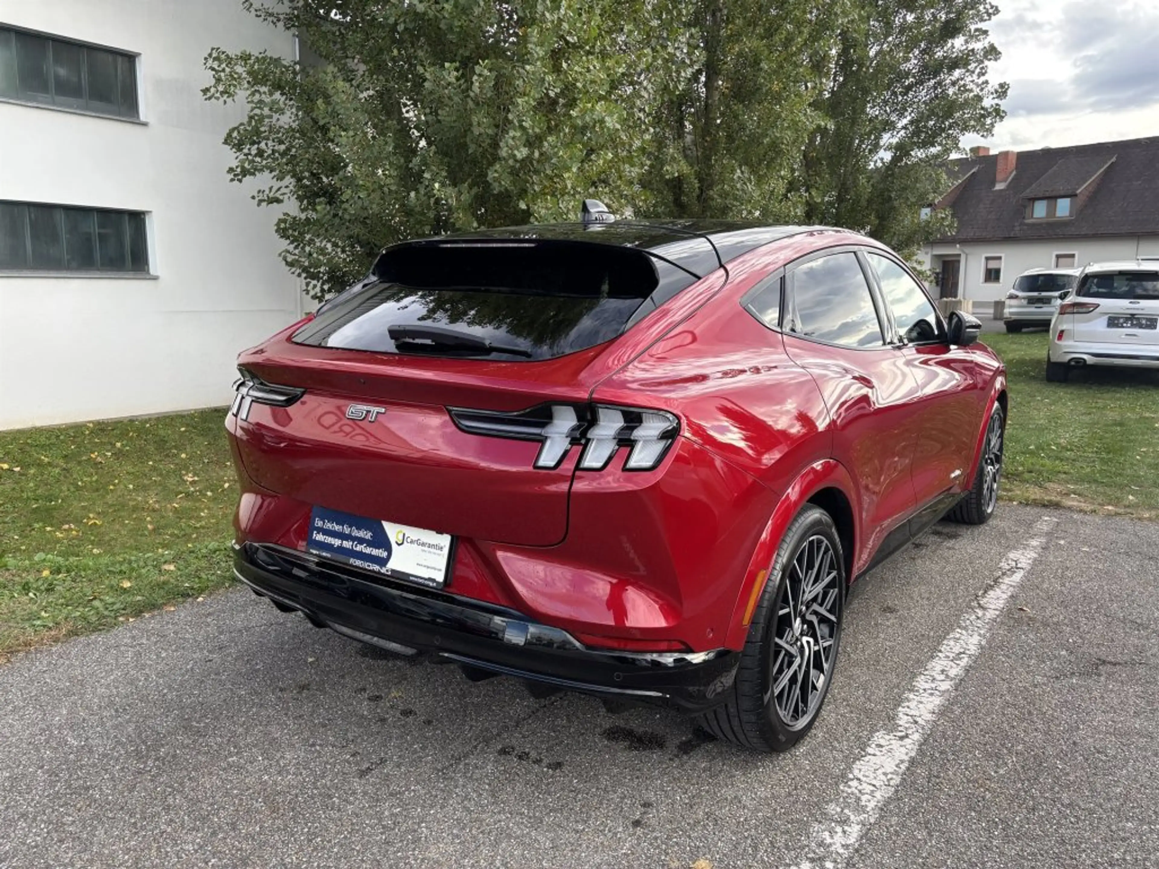 Ford Mustang Mach-E GT Extended Range Elektro AWD — photo 4