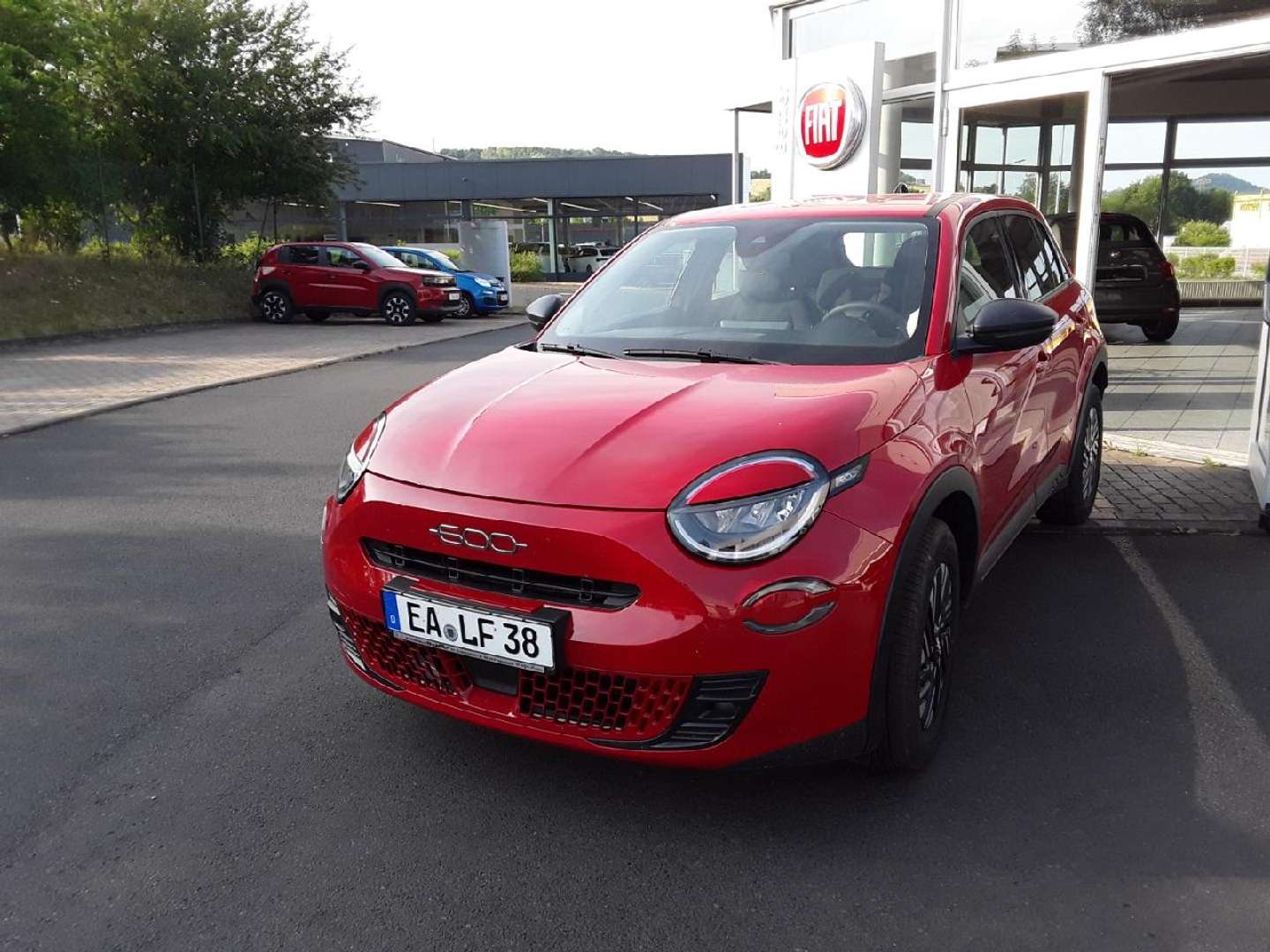 Fiat 600 nuo 468 €/ mėn Benzinas 2025m. Kita Automatinė