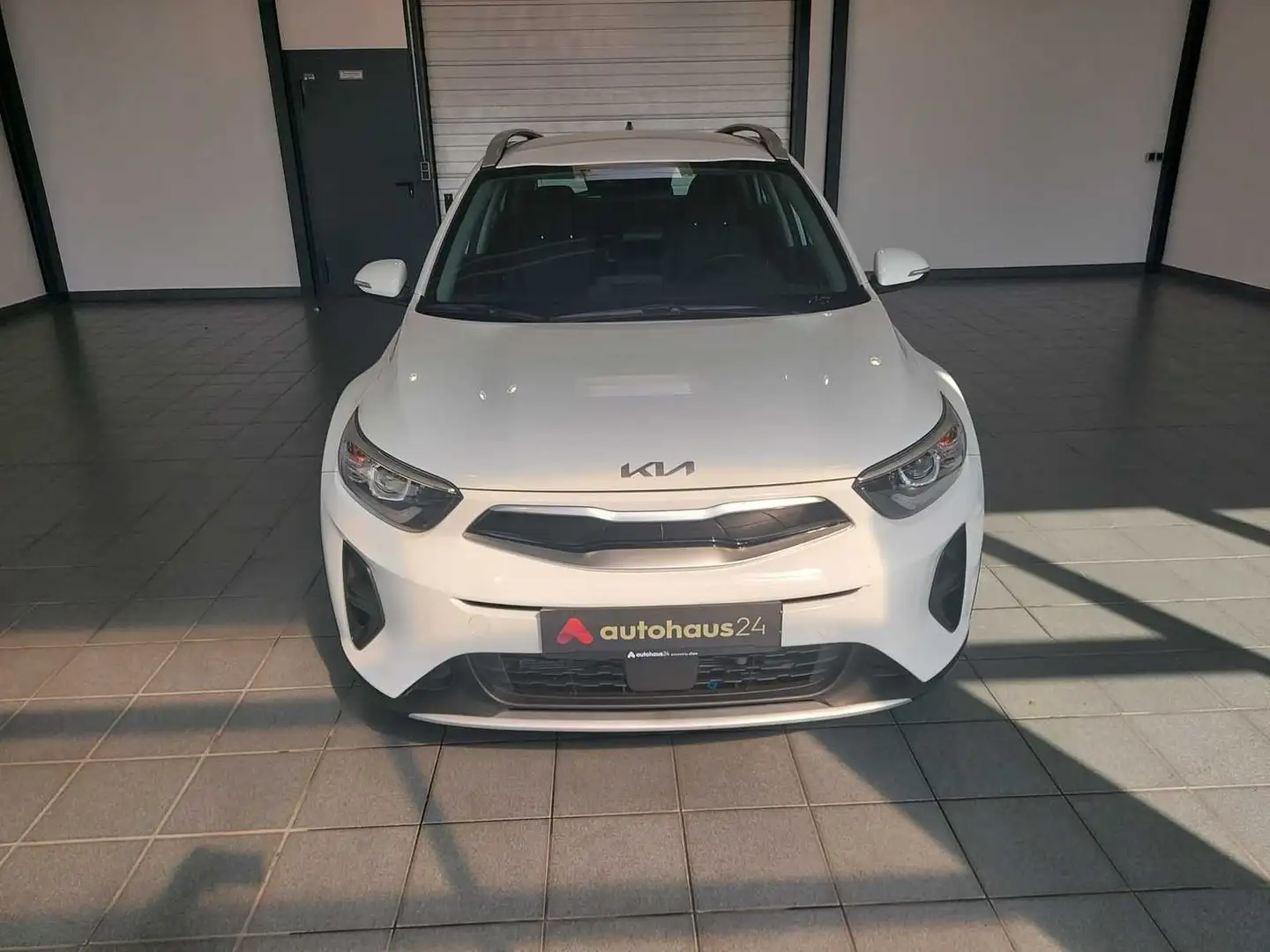 Kia Stonic 1.0 T-GDI  Vision|Sitzhzg|PDC|CarPlay Weiß - 2