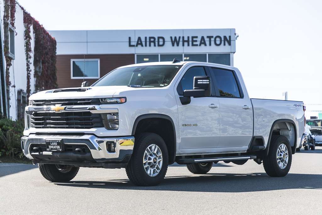  2025 Chevrolet Silverado 2500HD LT Crew Cab 4WD   
