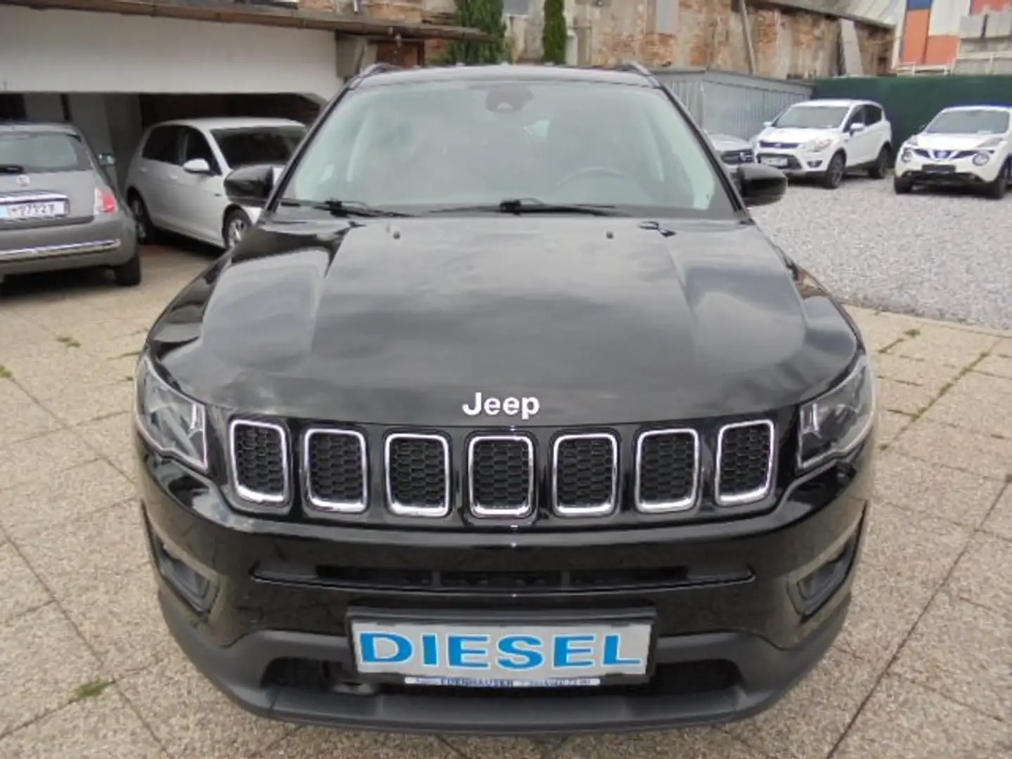 Jeep Compass 2,0 MultiJet AWD 6MT 140 Longitude Schwarz - 2