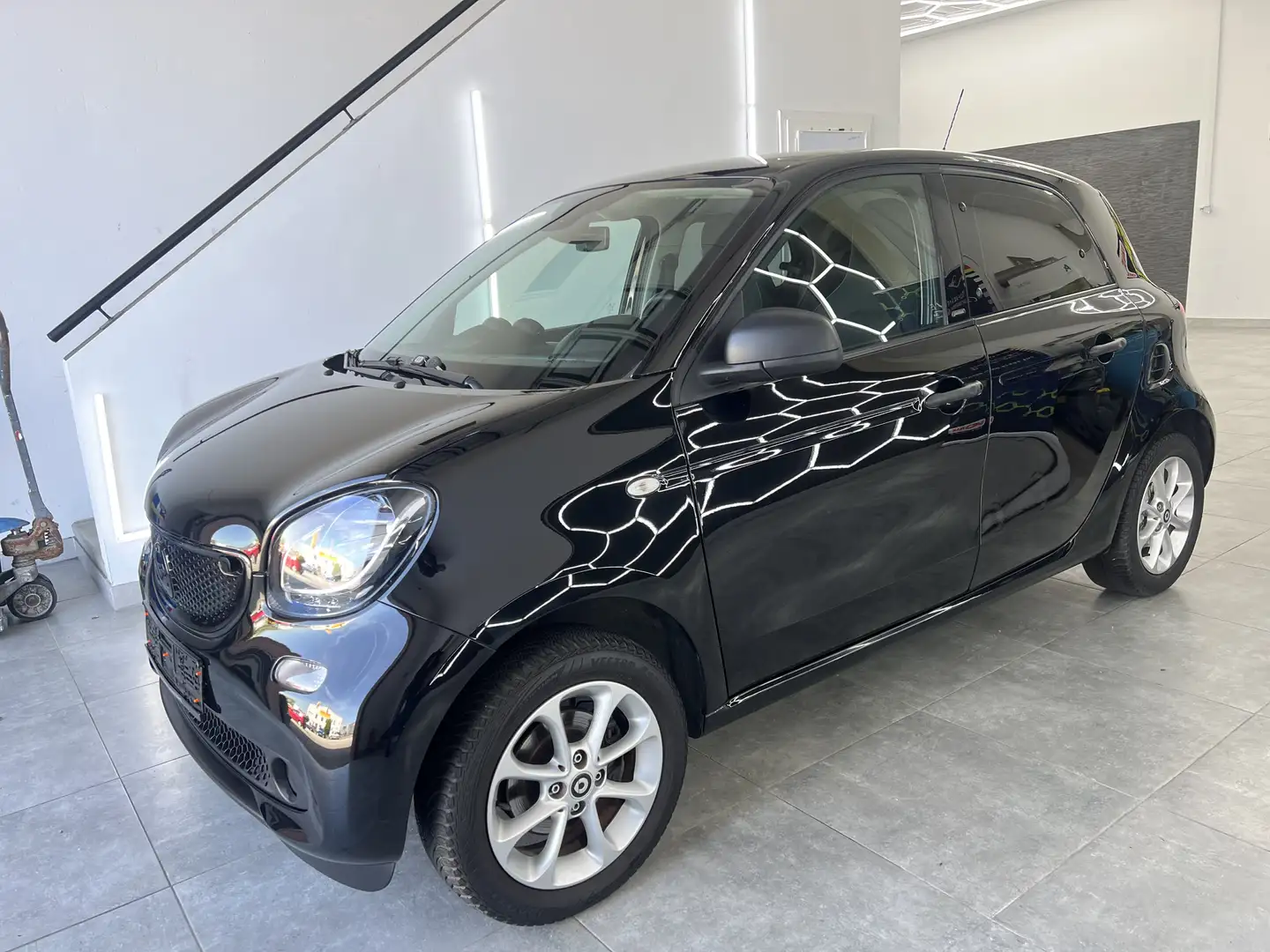 smart forFour Basis 52kW (453.042) Schwarz - 2
