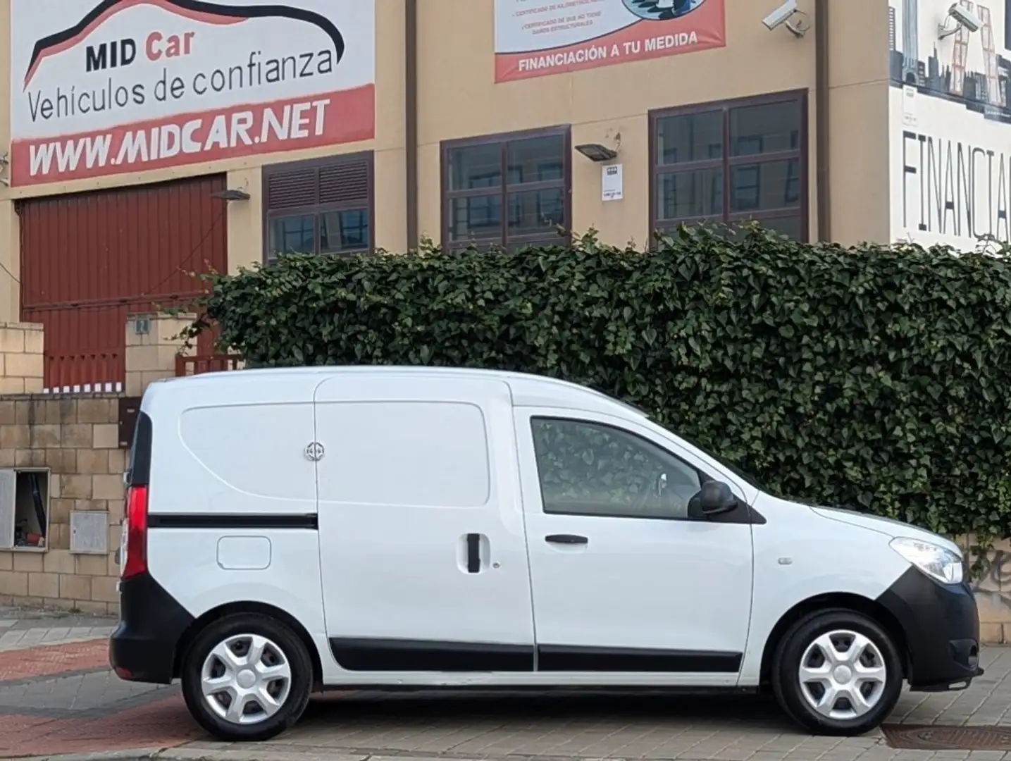 Dacia Dokker Comercial Van 1.6 GLP Essential 75kW Wit - 2