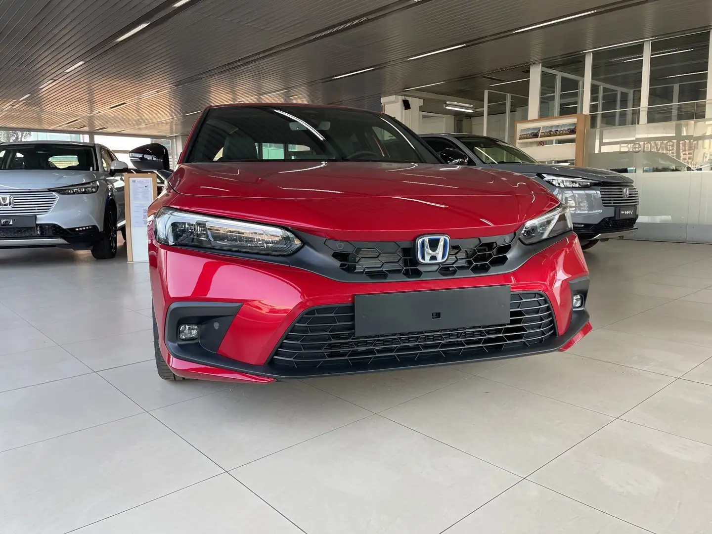Honda Civic 2.0 Hev eCVT Sport Červená - 2