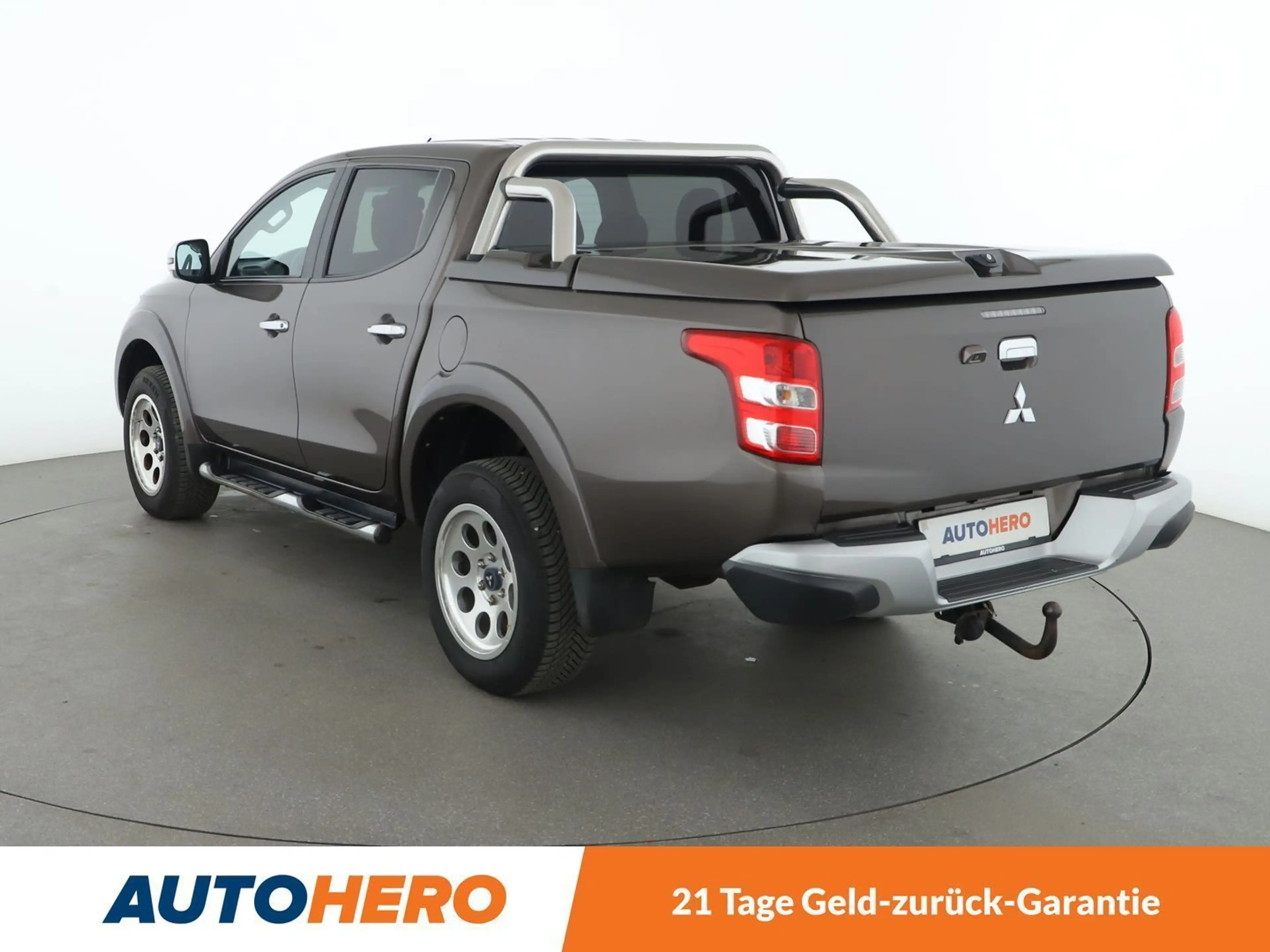 Mitsubishi L200 2.4 DI-D Plus Doppelkabine 4WD*SPUR*TEMPO*KLIMA* — photo 4
