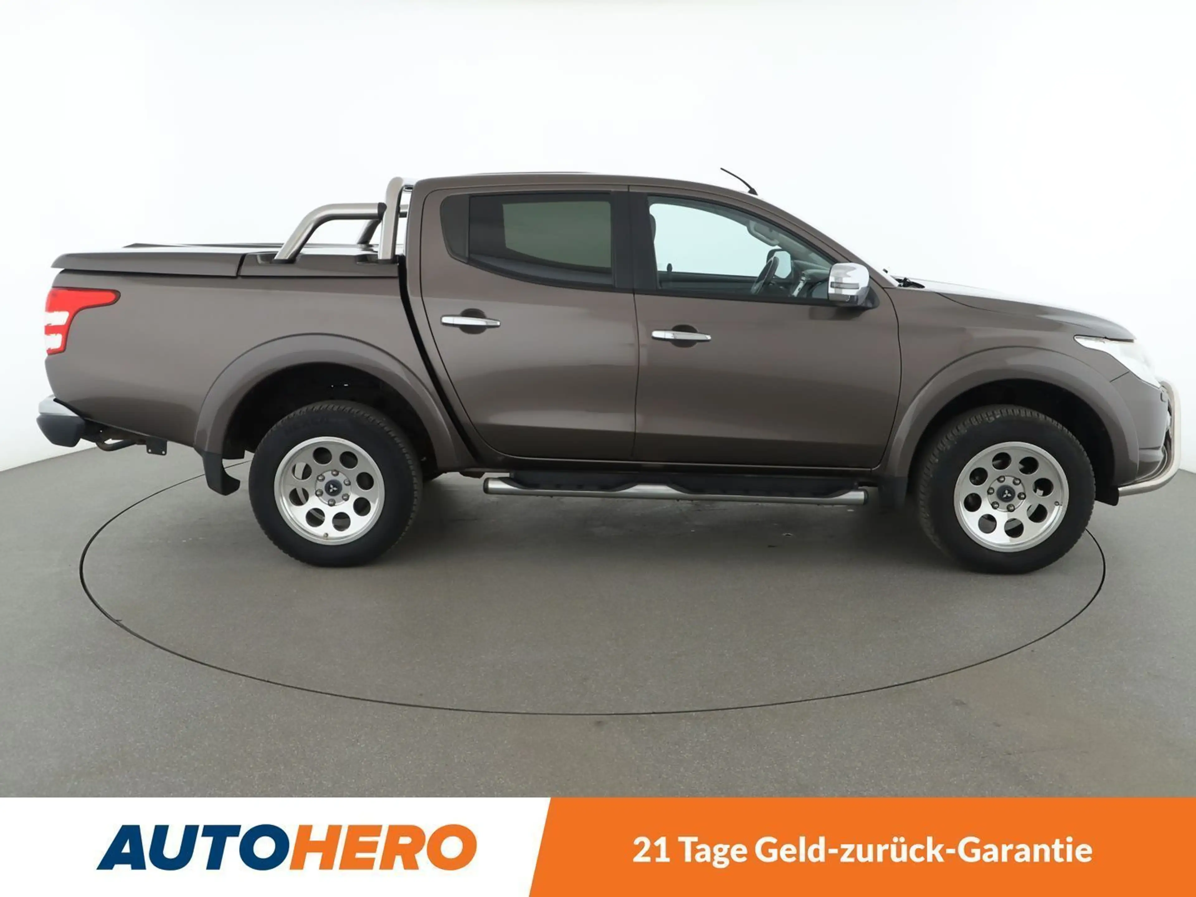 Mitsubishi L200 2.4 DI-D Plus Doppelkabine 4WD*SPUR*TEMPO*KLIMA* — photo 7