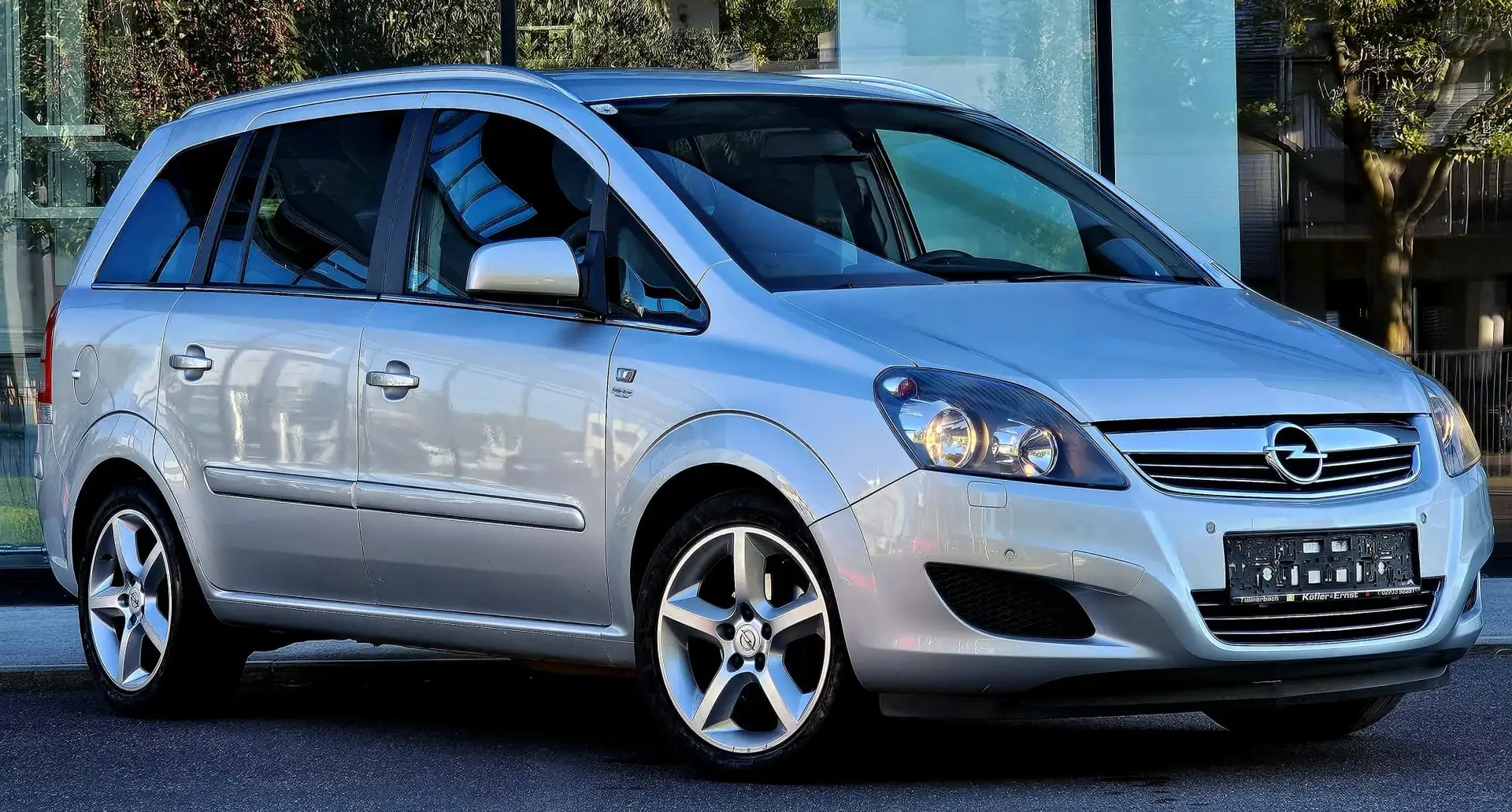 Opel Zafira Zafira 1,6 ecoflex"Neues Service"Top Ausstattung" Gris - 1