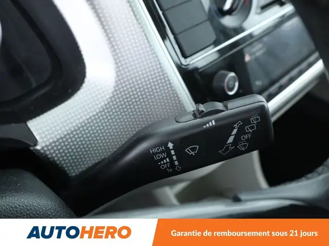 Volkswagen Up! view 24