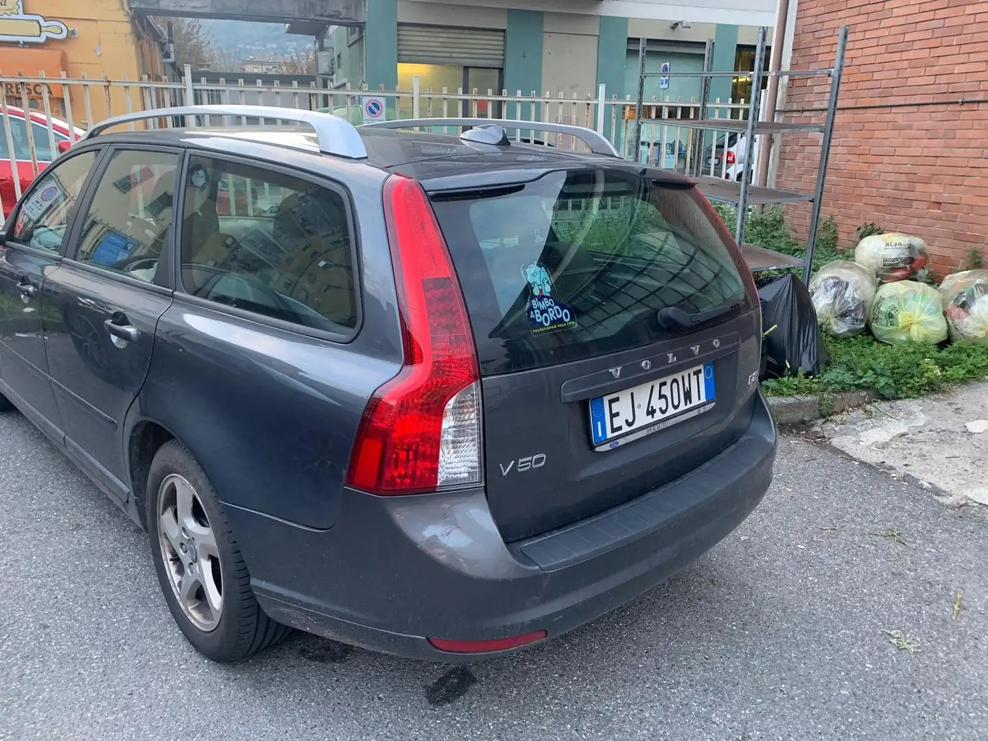 Volvo V50 V50 1.6 d2 Polar Plus 115cv Grigio - 2