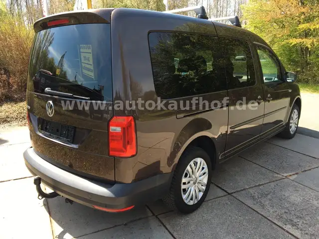 Volkswagen Caddy view 6