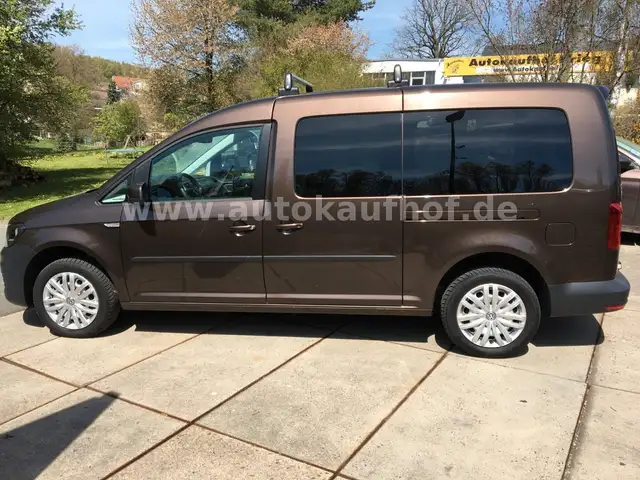 Volkswagen Caddy view 4