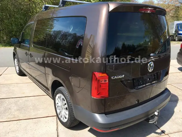 Volkswagen Caddy view 5